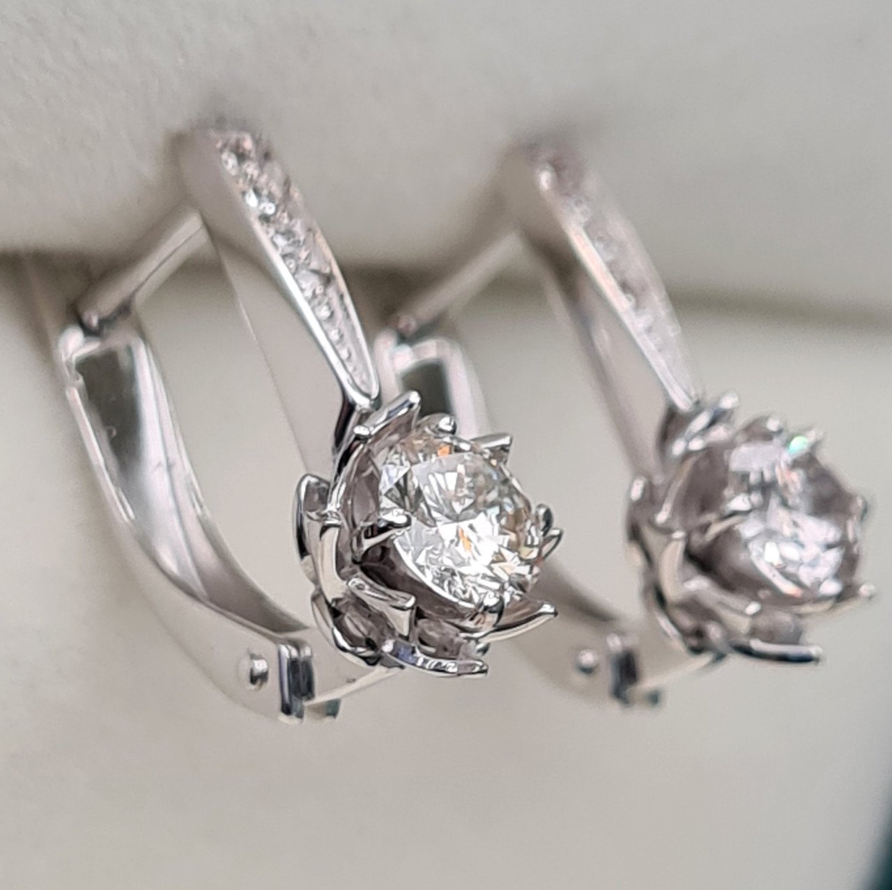 Серьги Deimantas 92807588 2,63гр 0,66ct. купить,NaN