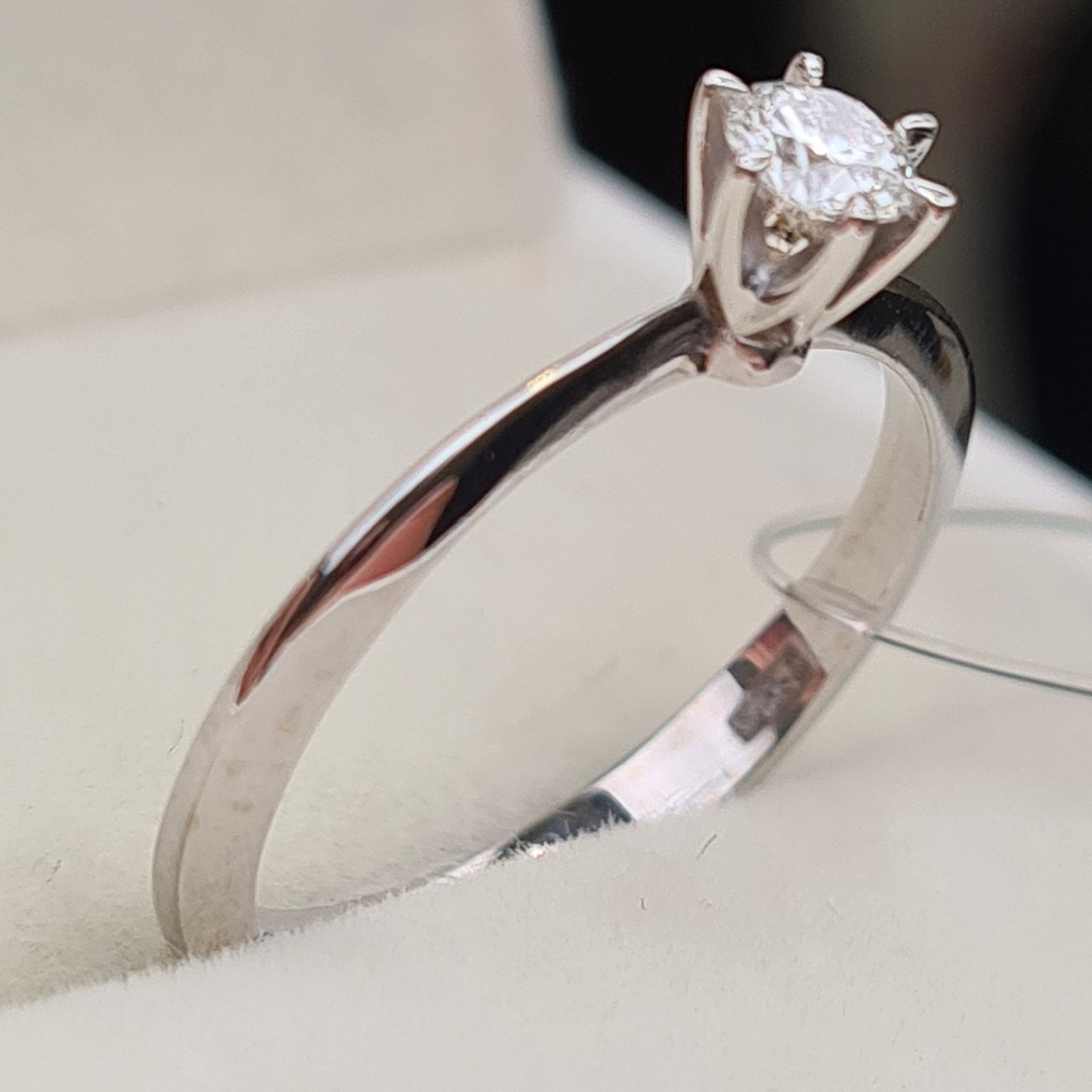Кольцо Deimantas 97476932 16,51р 1,71гр 0,16ct. купить,NaN