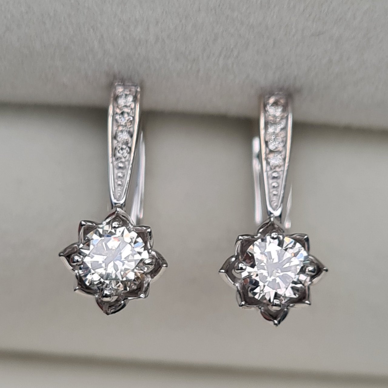 Серьги Deimantas 92807588 2,63гр 0,66ct. купить,NaN