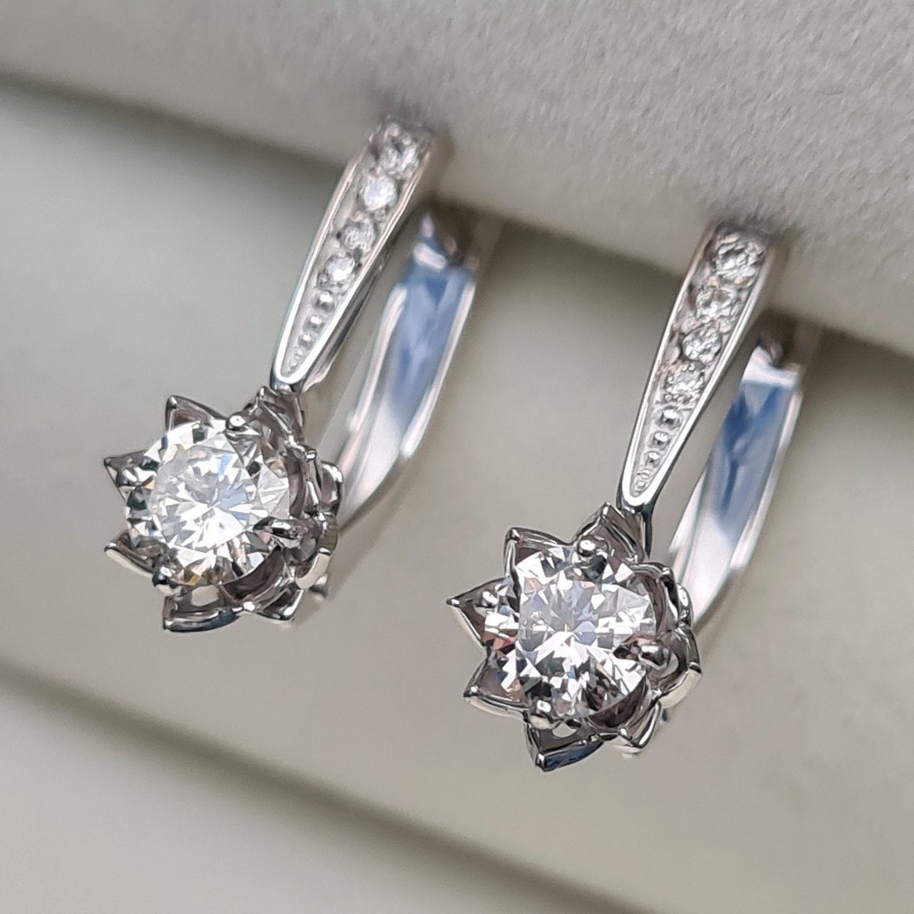 Серьги Deimantas 92807588 2,63гр 0,66ct. купить,NaN