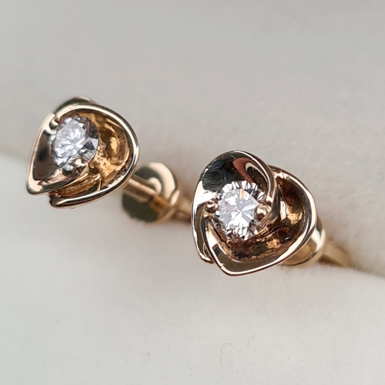 Серьги Deimantas 95830215 1,54гр 0,20ct. купить,NaN