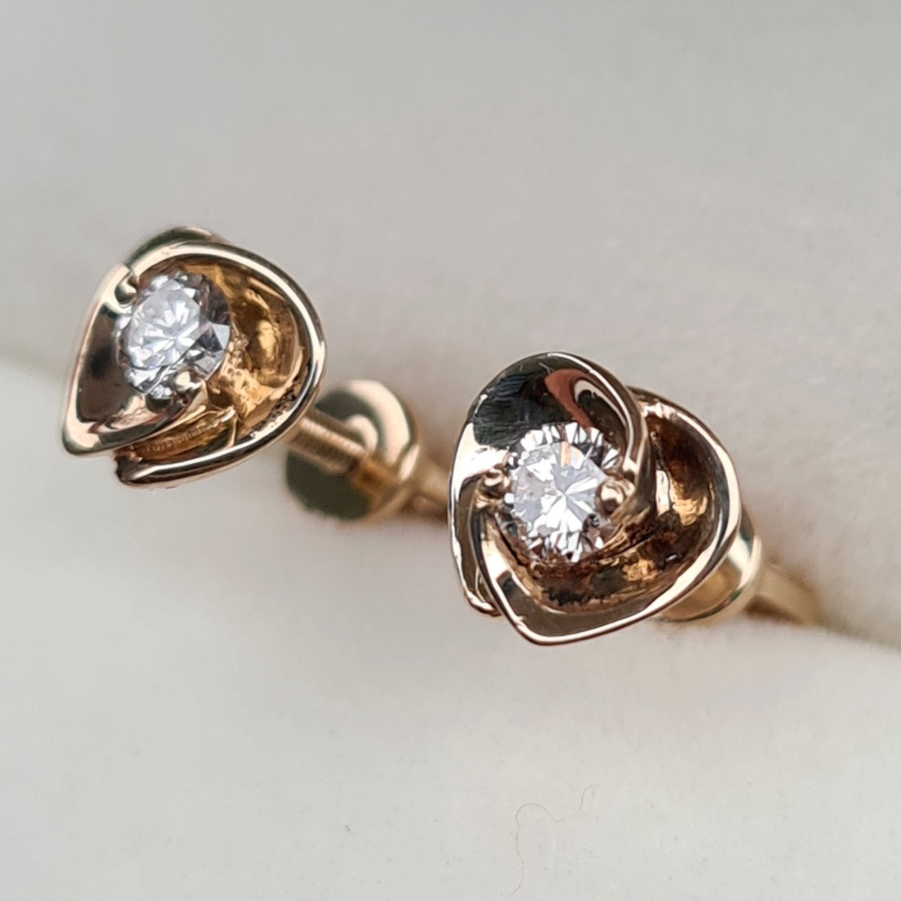 Серьги Deimantas 95830215 1,54гр 0,20ct. купить,NaN