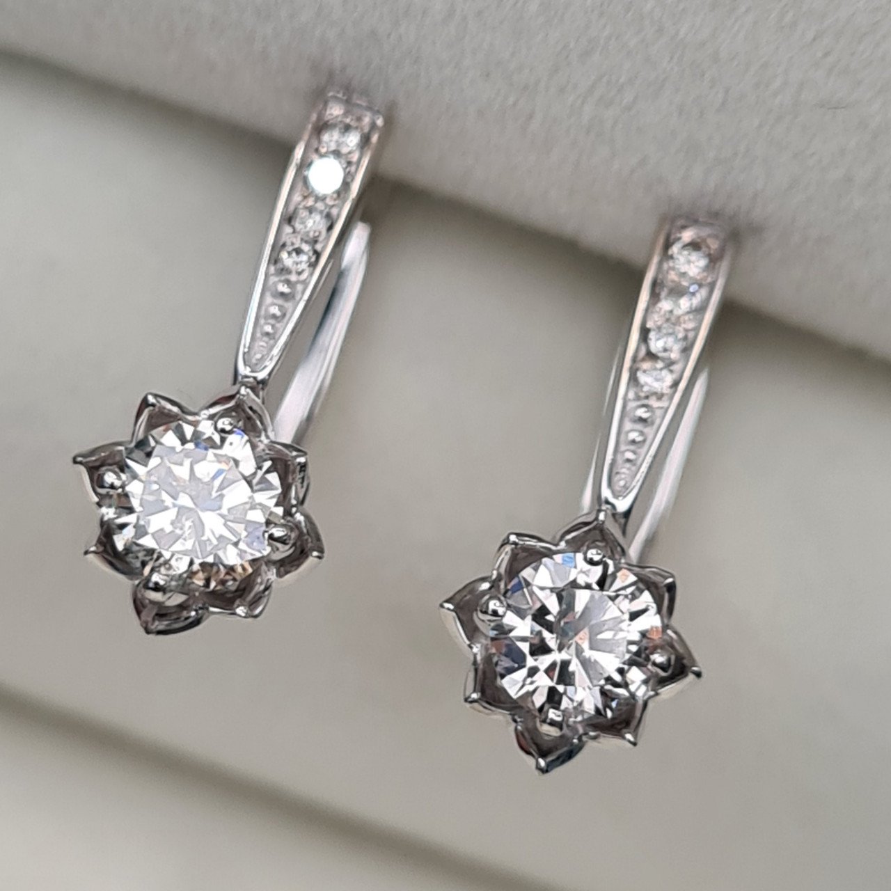 Серьги Deimantas 92807588 2,63гр 0,66ct. купить,NaN