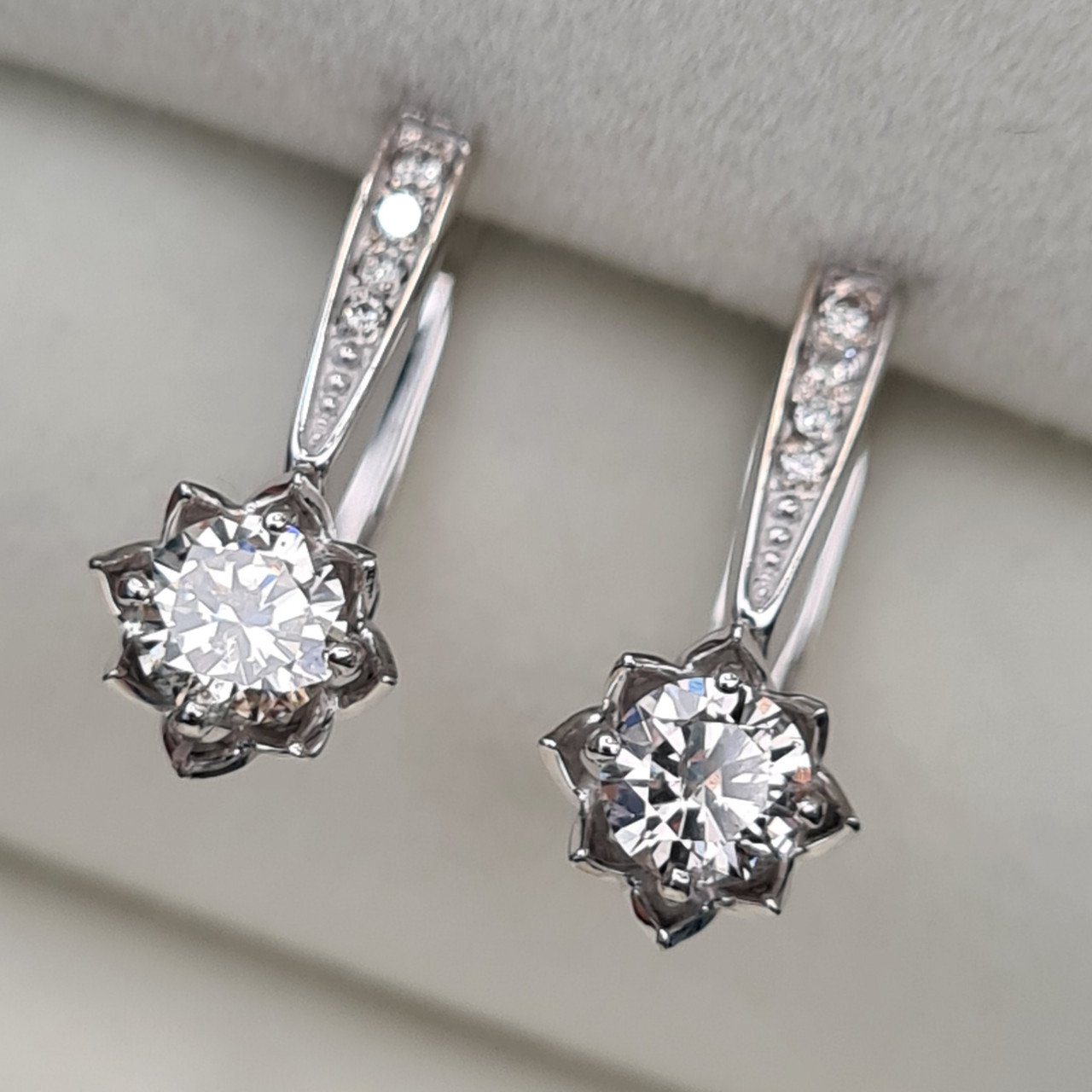 Серьги Deimantas 92807588 2,63гр 0,66ct. купить,NaN