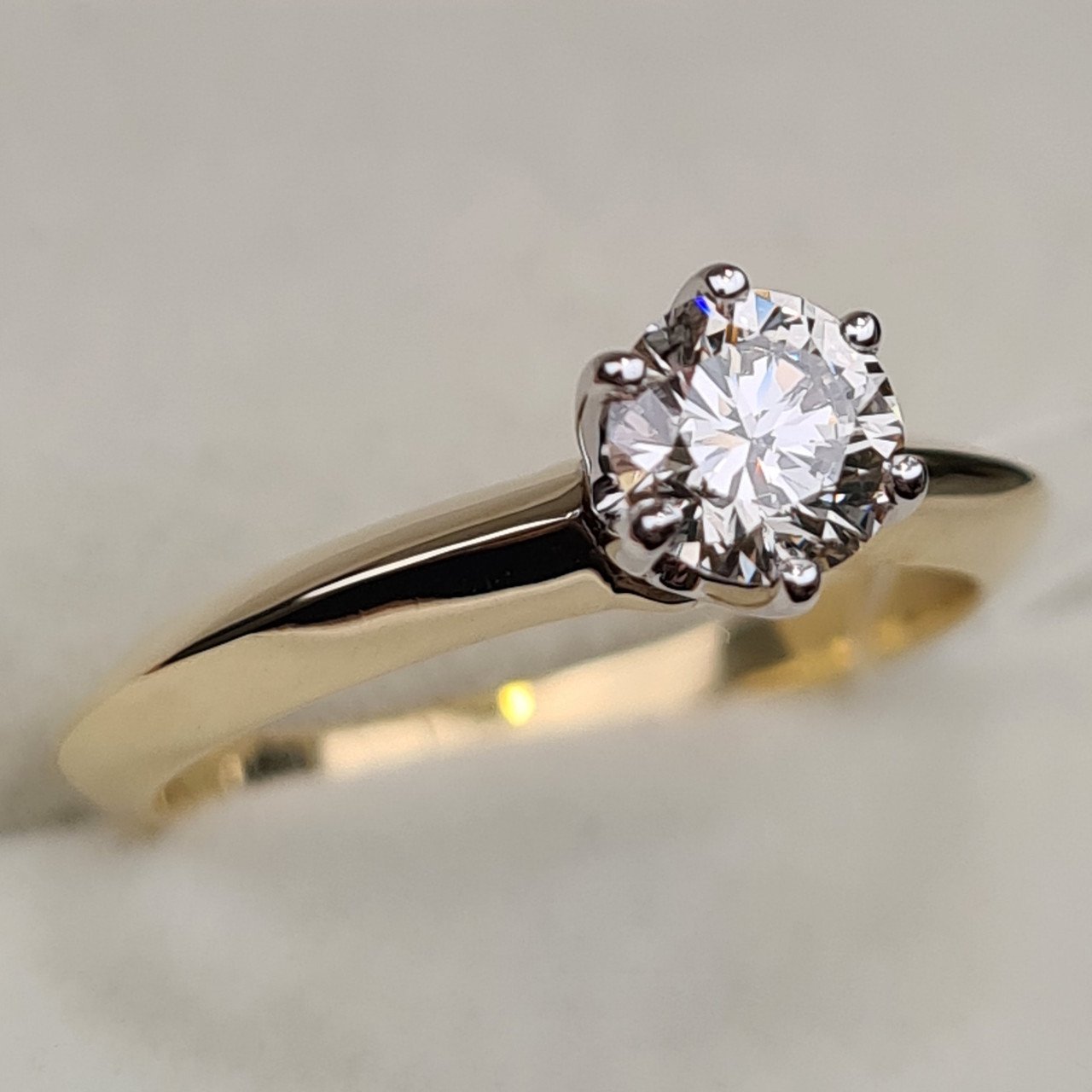 Кольцо Deimantas 97476915 16,5р 2,66гр 0,53ct. купить,NaN