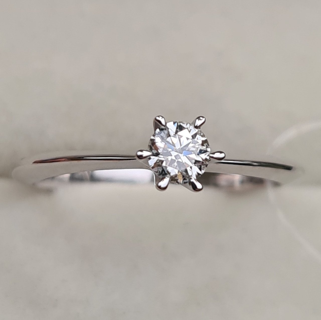 Кольцо Deimantas 97476927 16,51р 1,73гр 0,22ct. купить,NaN