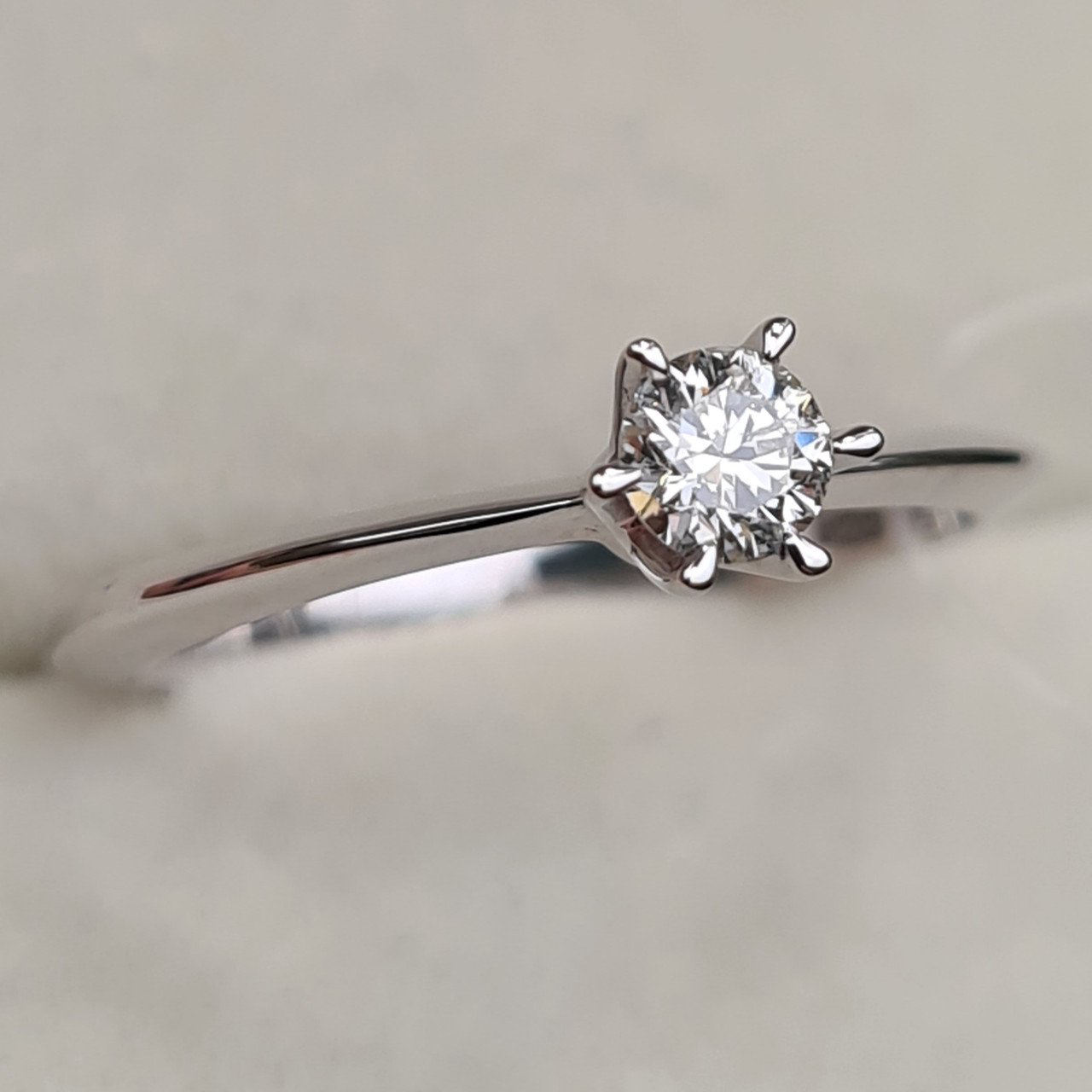 Кольцо Deimantas 97476939 16,51р 1,77гр 0,17ct. купить,NaN