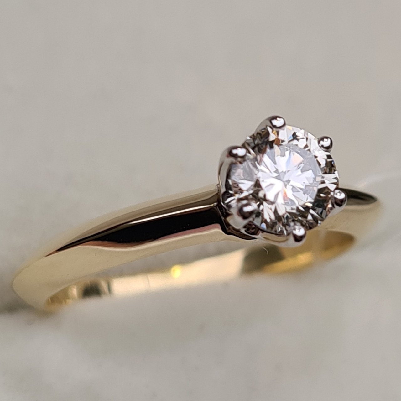 Кольцо Deimantas 97476915 16,5р 2,66гр 0,53ct. купить,NaN