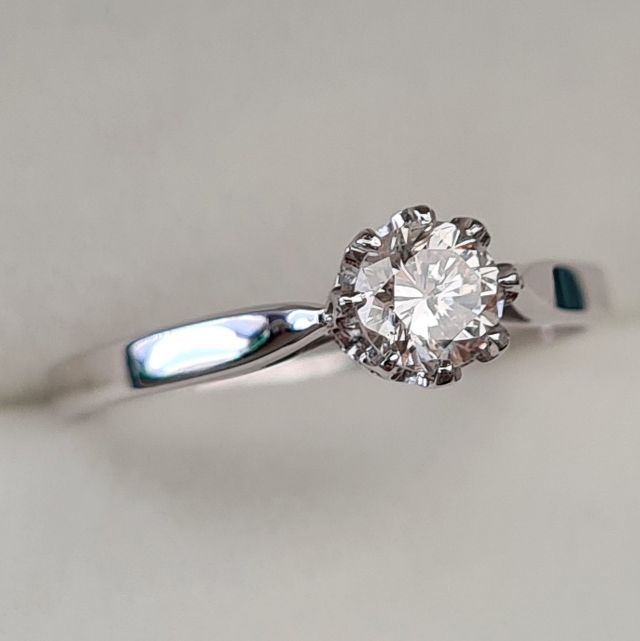 Кольцо Deimantas 92945231 17,5р 1,51гр 0,42ct. купить,NaN