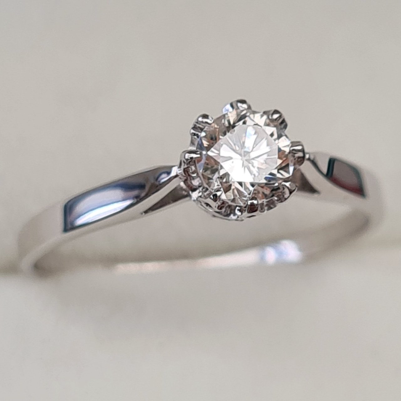 Кольцо Deimantas 92945231 17,5р 1,51гр 0,42ct. купить,NaN