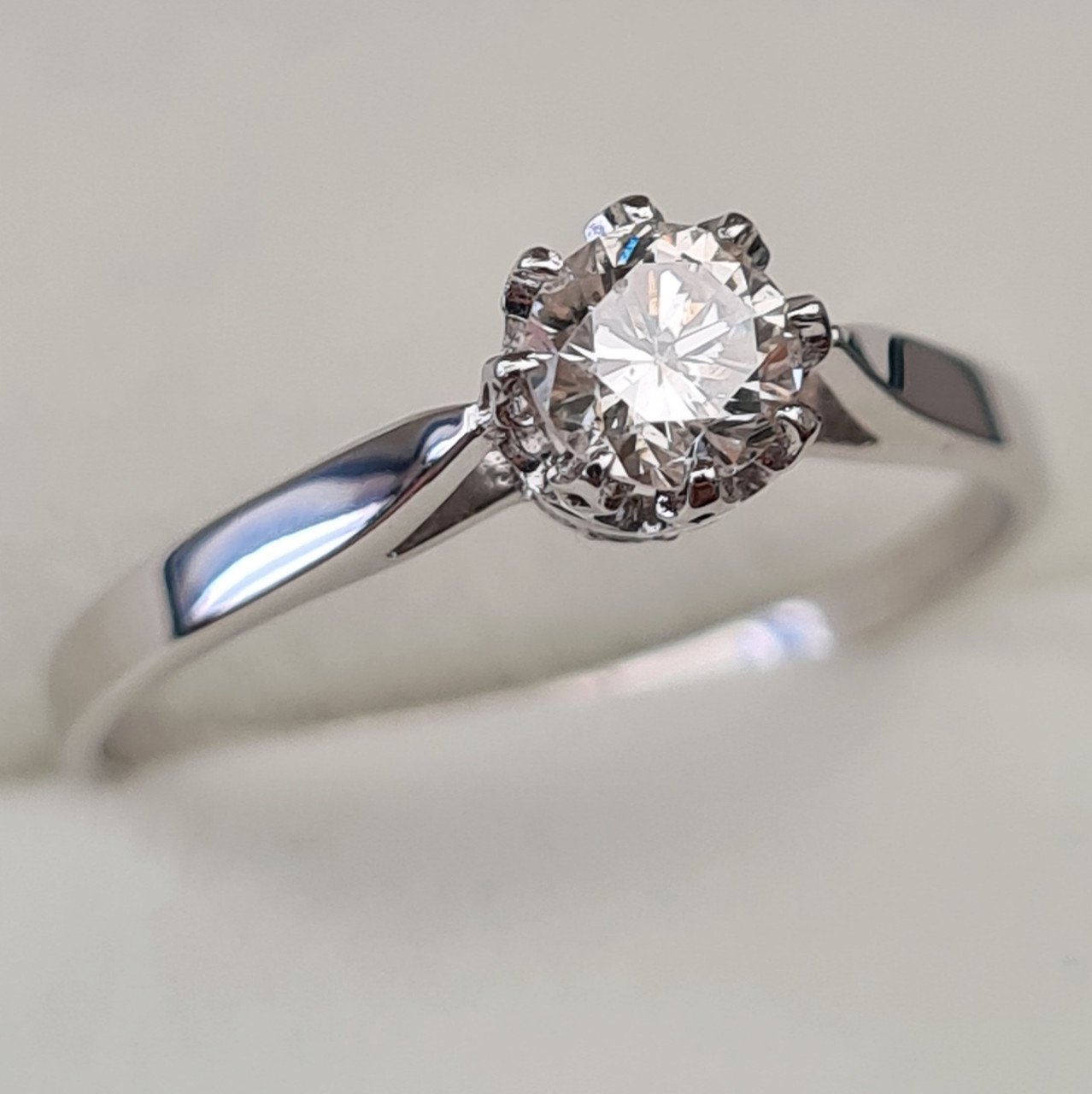 Кольцо Deimantas 92945231 17,5р 1,51гр 0,42ct. купить,NaN