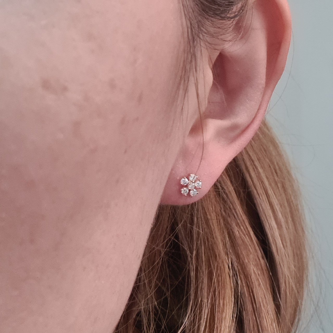 Серьги Deimantas 95831237 1,37гр 0,38ct. купить,NaN