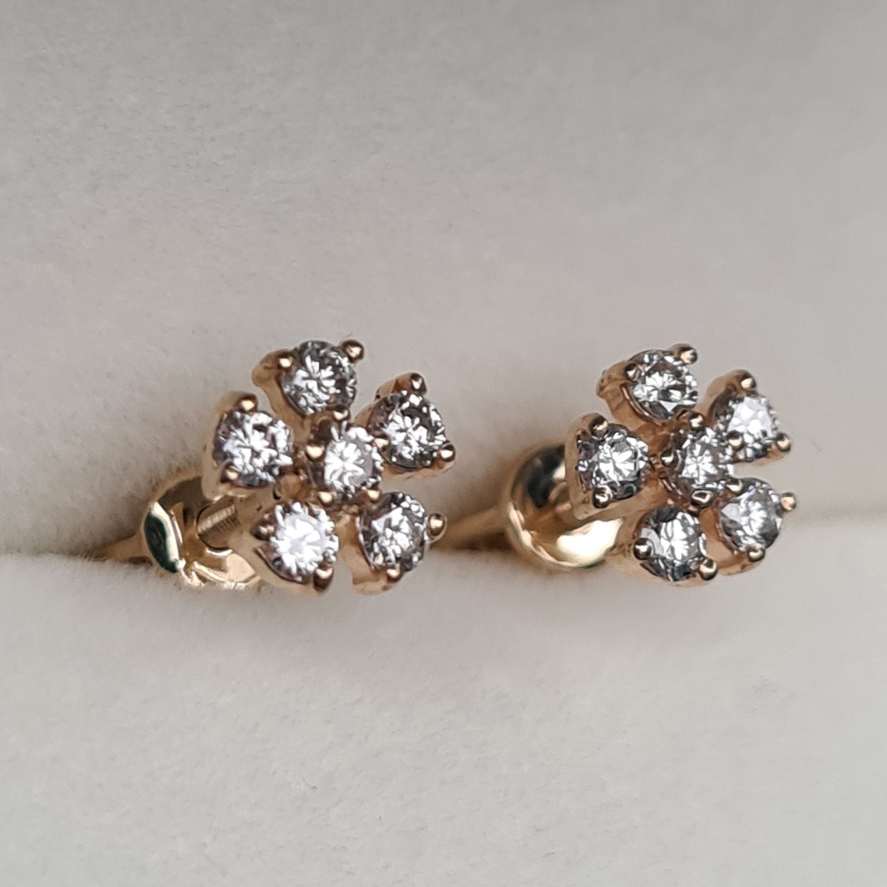Серьги Deimantas 95831237 1,37гр 0,38ct. купить,NaN