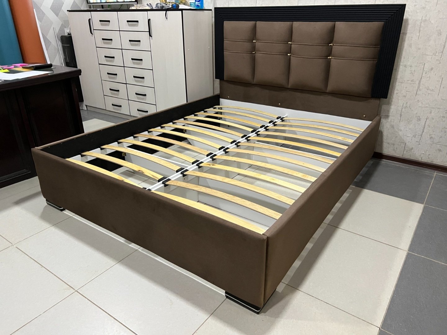 Кровать Doma SA-160 160x200см с матрасом коричневая купить,NaN