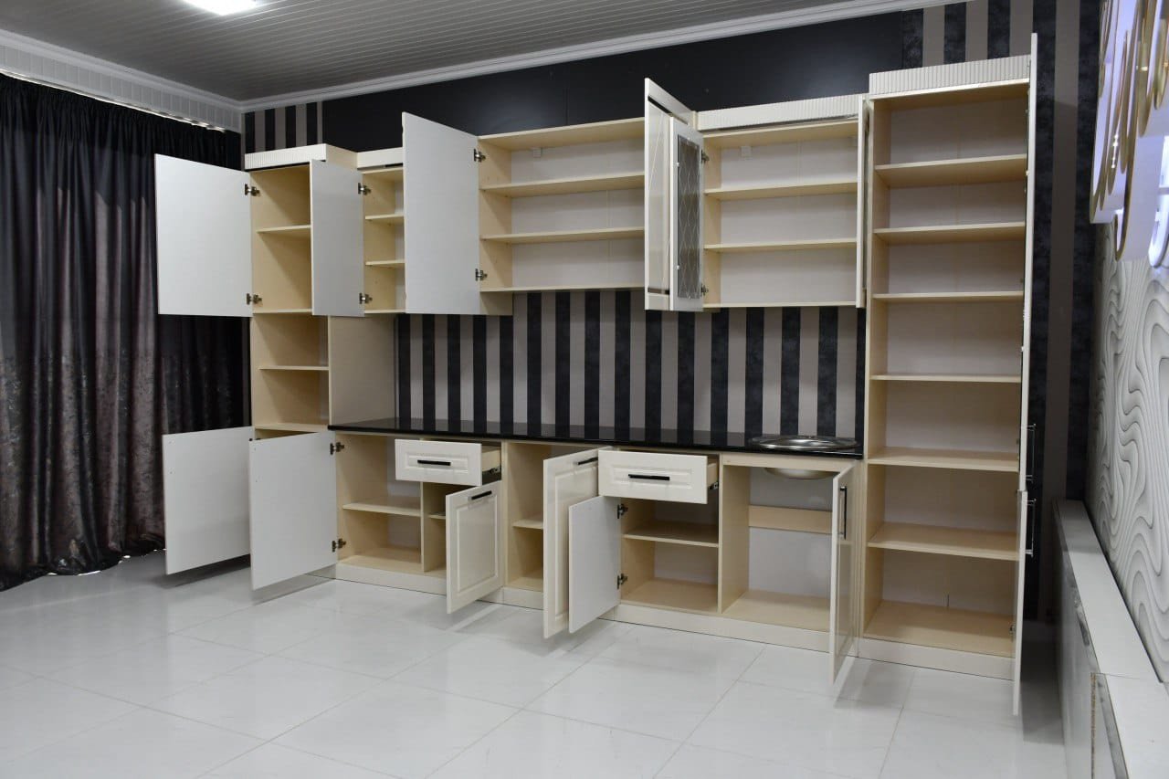 Кухонный гарнитур DOMA , 400x236х60 см, ЛДСП, белый, бежевый