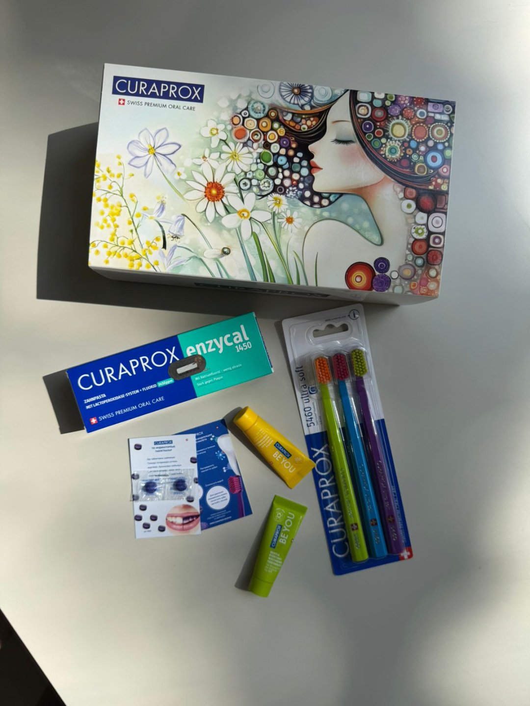 CURAPROX Набор Красивая улыбка набор по уходу за полостью рта экстра-мягкая 7 шт