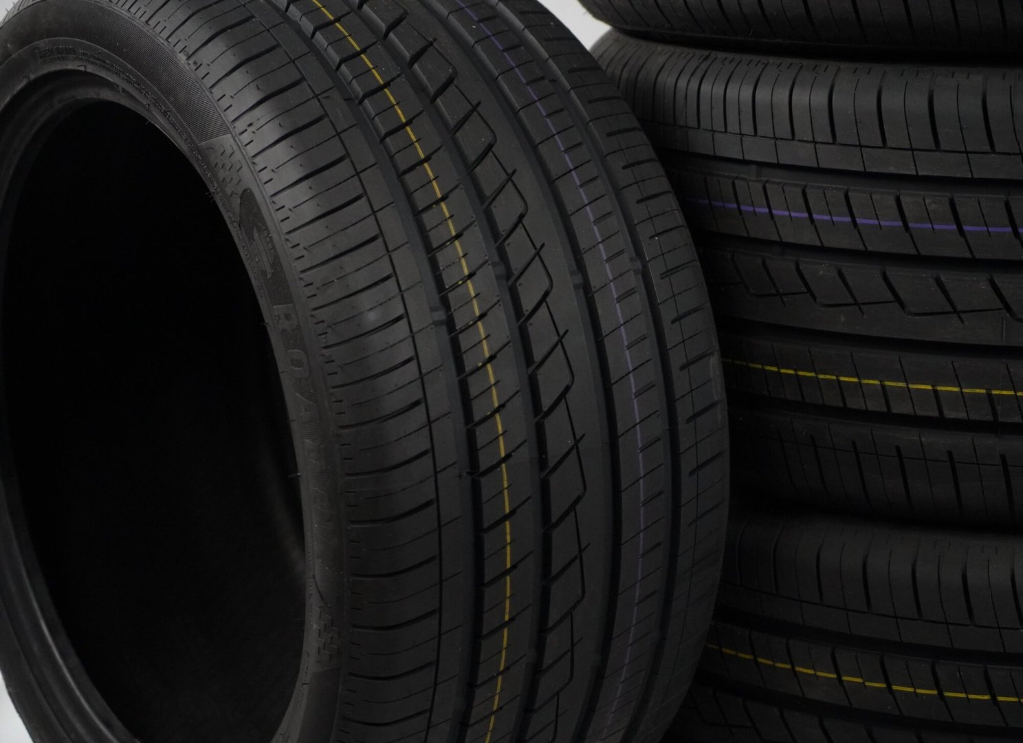 Roador AMARO668 235/55 R17 99 V купить,NaN