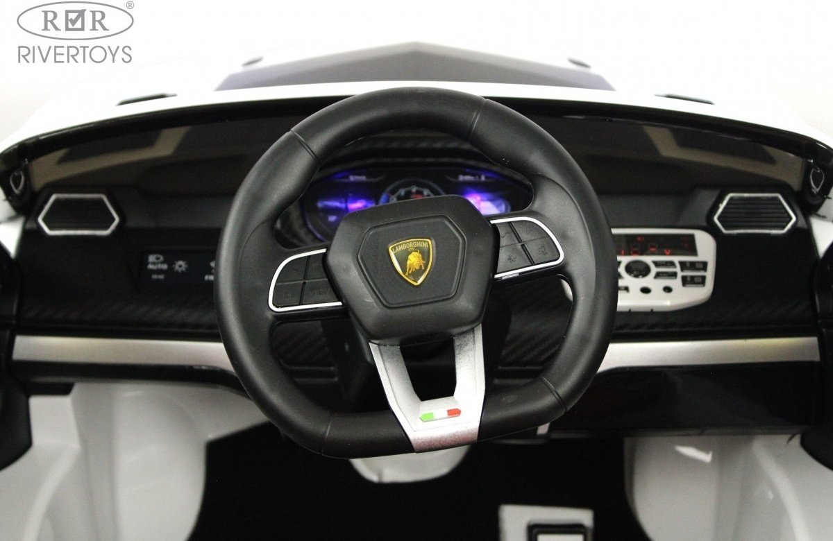 River Toys Lamborghini Urus E777EE белый купить,NaN