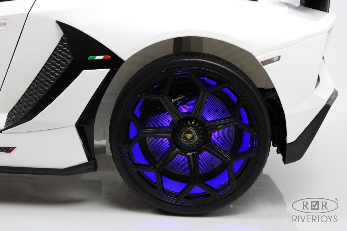 River Toys Lamborghini A111MP белый купить,NaN
