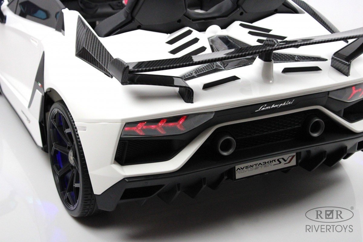River Toys Lamborghini A111MP белый купить,NaN