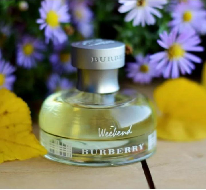 Парфюмерная вода Burberry Weekend For Women 50ml купить,NaN
