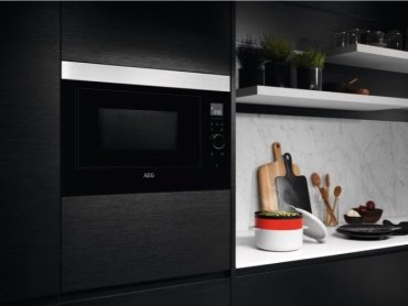 Микроволновая печь AEG MBE-2658DEM черный - ForteMarket Микроволновая печь AEG MBE-2658DEM черный купить,0
