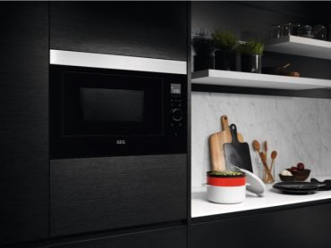 Микроволновая печь AEG MBE-2658DEM черный купить,NaN
