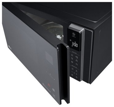 Микроволновая печь LG MS2595DIS черный