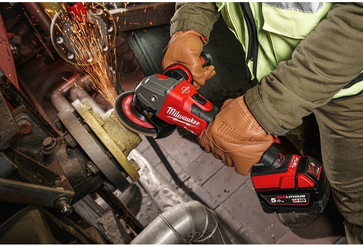 Шлифмашина угловая Milwaukee M18 FSAGV125XB-0X FUEL (4933478436) + M18 B5 (4932430483) + М12-18С (4932352959) купить,NaN