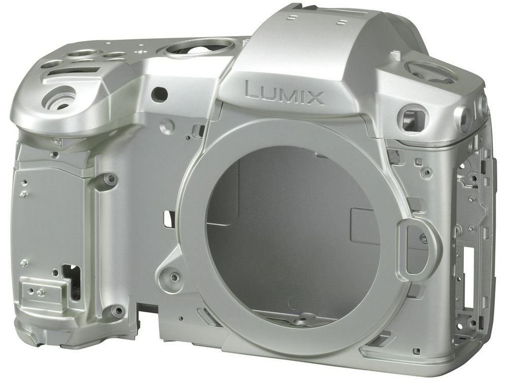 Фотоаппарат Panasonic Lumix DC-GH5 Body черный купить,NaN