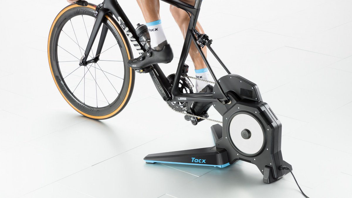 Велотренажёр Tacx Flux 2 Smart черный купить,NaN