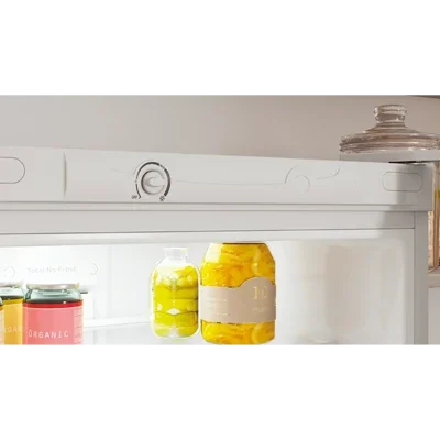 Холодильник Indesit ITS 4180 W белый