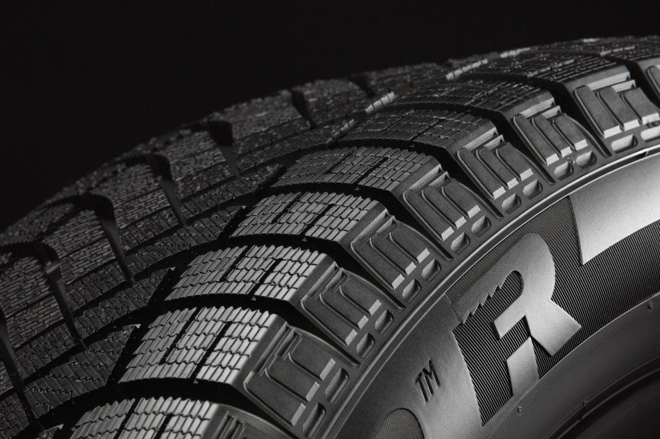 Шина  Pirelli Scorpion Zero AO 255/55 R18 109H XL летняя купить,NaN