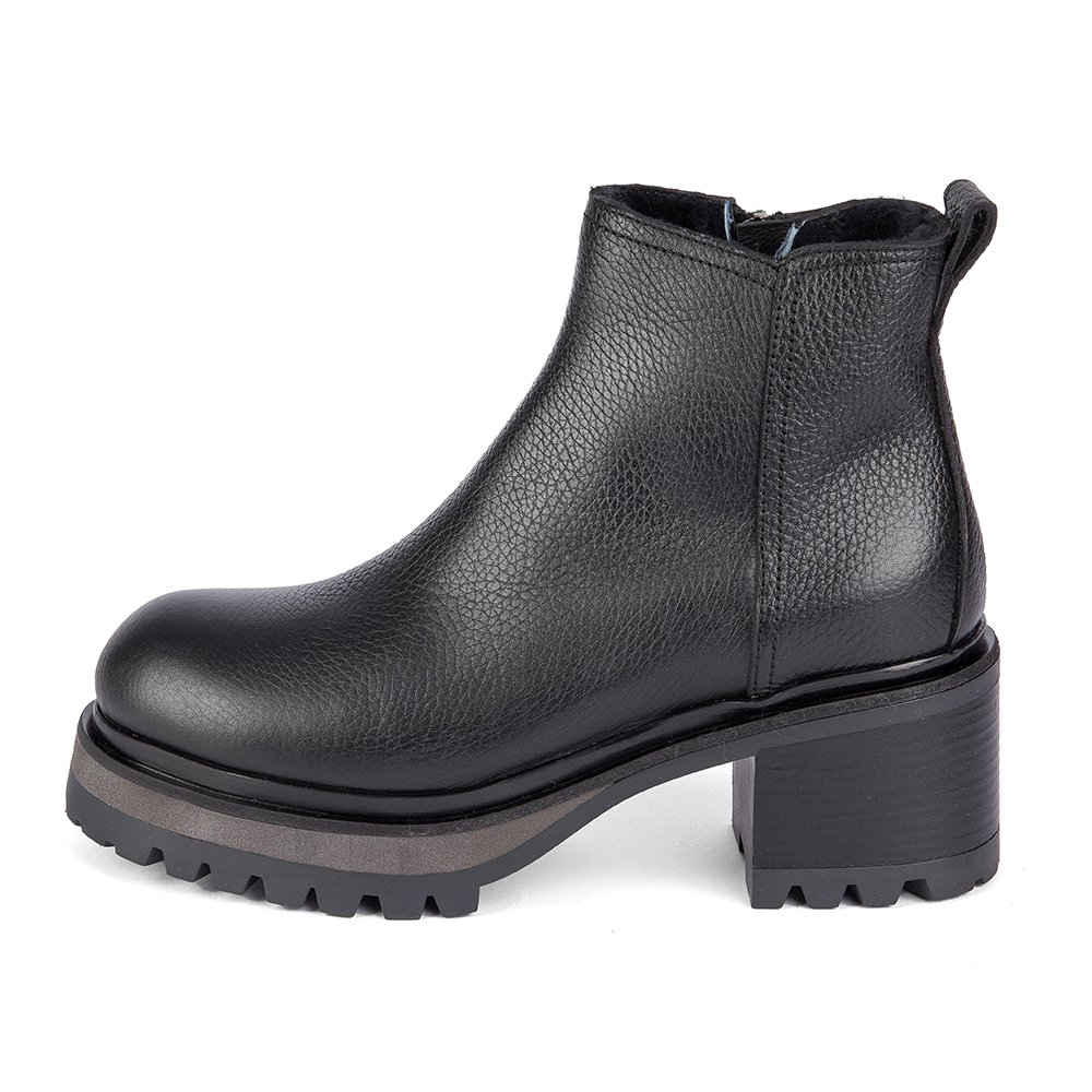 Ботинки Laura Bellariva Cervo Nero black 38.5 купить,96000