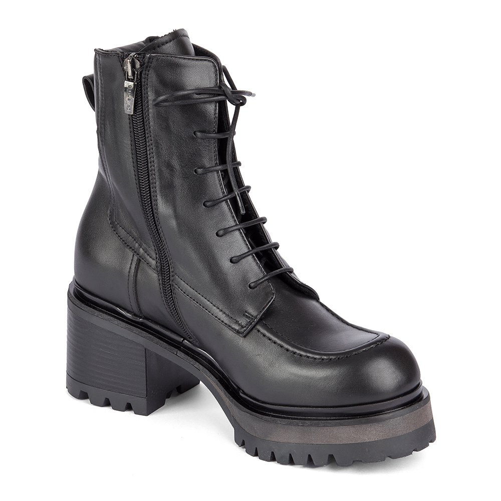 Ботинки Laura Bellariva Vitello Nero black 38 купить,96000