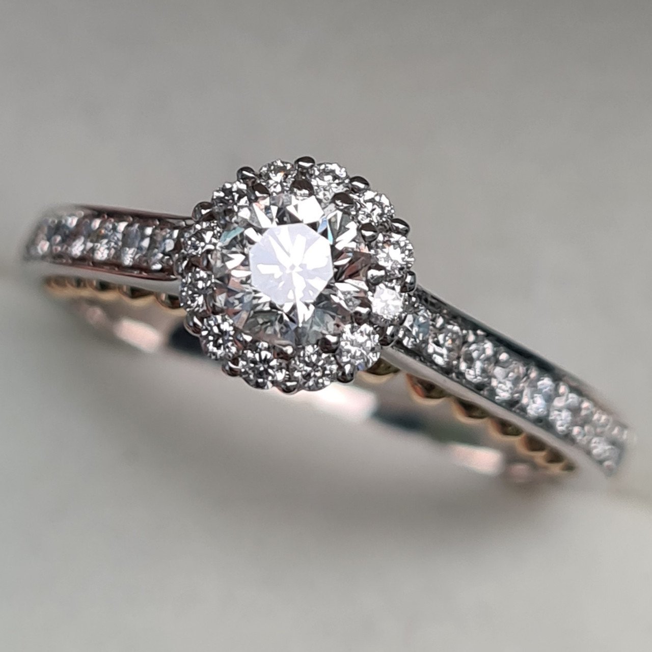 Кольцо Deimantas 98275524 17р 3,77гр 0,65ct. купить,NaN
