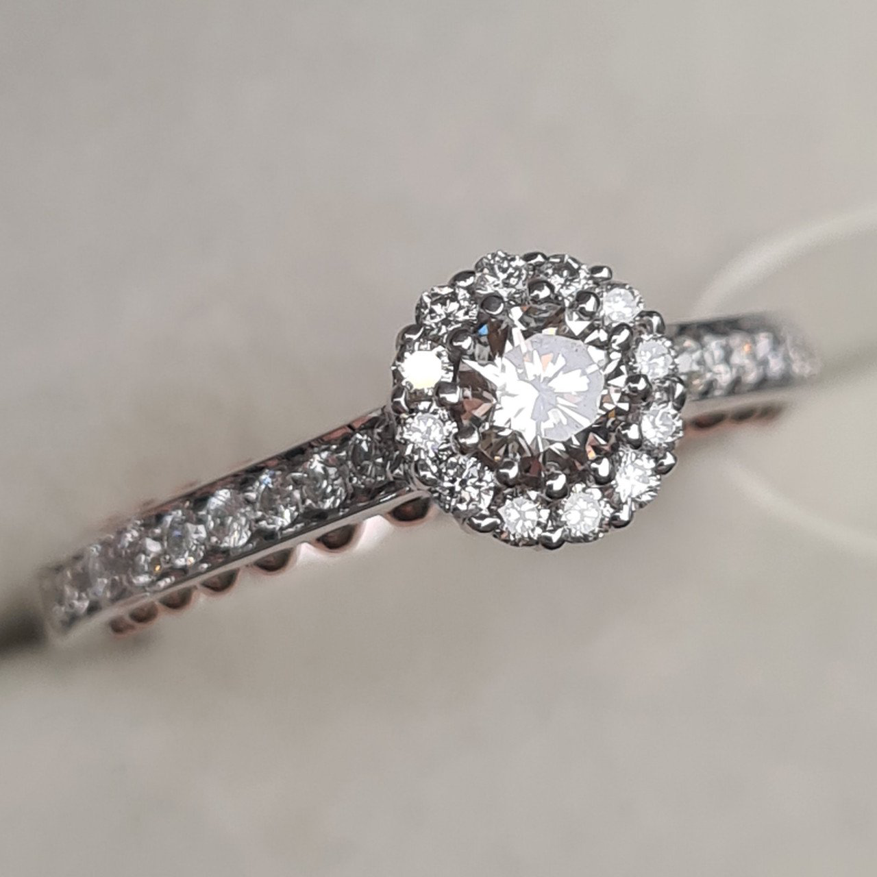 Кольцо Deimantas 98276474 17,2р 3,8гр 0,65ct. купить,NaN