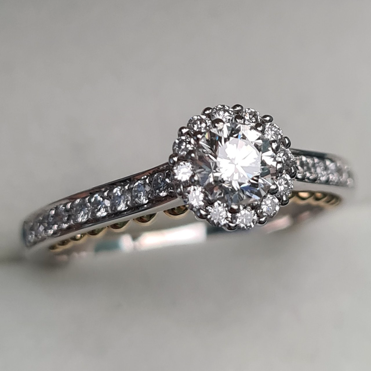 Кольцо Deimantas 98275524 17р 3,77гр 0,65ct. купить,NaN