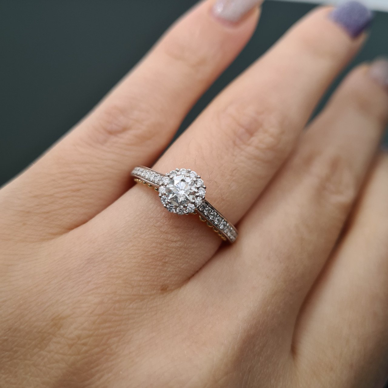 Кольцо Deimantas 98275524 17р 3,77гр 0,65ct. купить,NaN