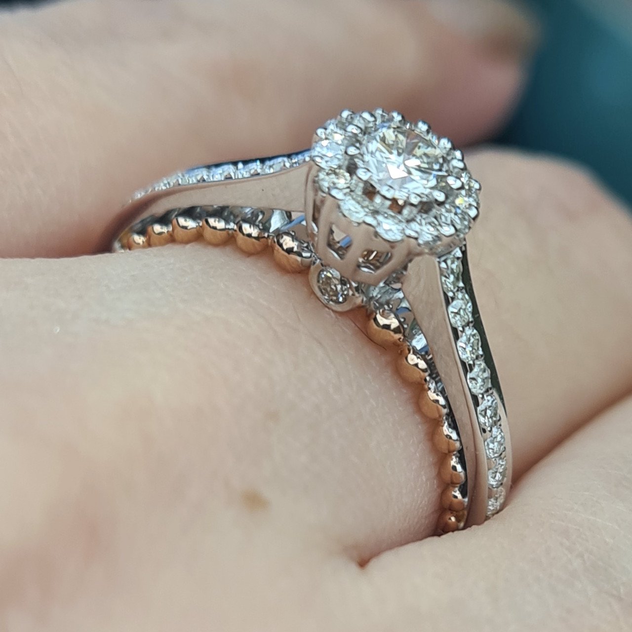 Кольцо Deimantas 98276474 17,2р 3,8гр 0,65ct. купить,NaN
