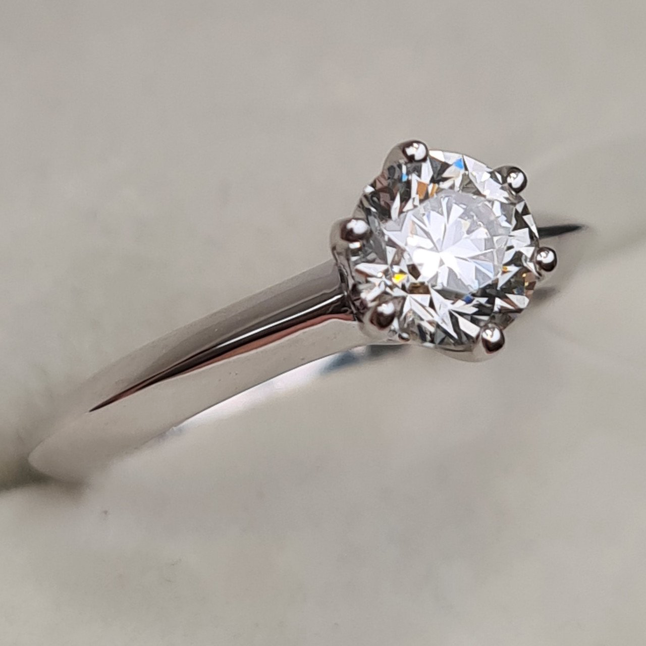 Кольцо Deimantas 98364188 16,5р 2,58гр 0,75ct. купить,NaN