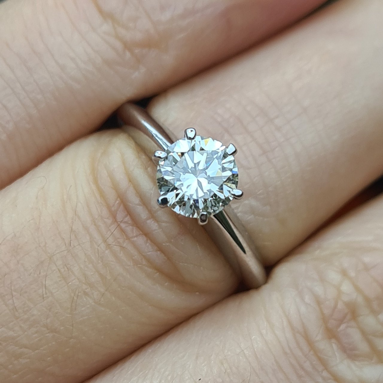 Кольцо Deimantas 98364192 16р 2,77гр 0,90ct. купить,NaN
