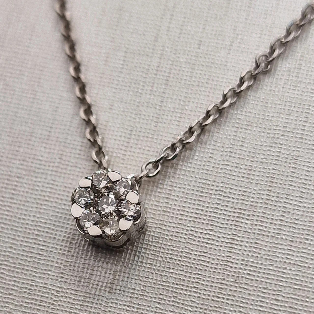 Колье Deimantas 106086045 45см 2,84гр 0,17ct. купить,NaN