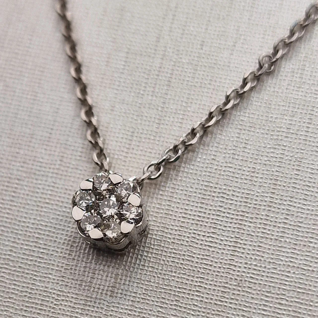 Колье Deimantas 106086045 45см 2,84гр 0,17ct. купить,NaN
