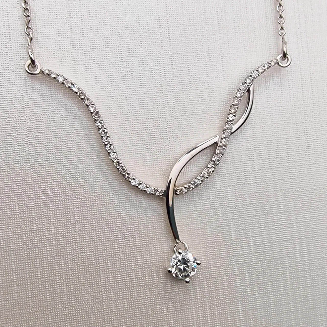 Колье Deimantas 106086050 45см 4,71гр 0,698ct. купить,NaN