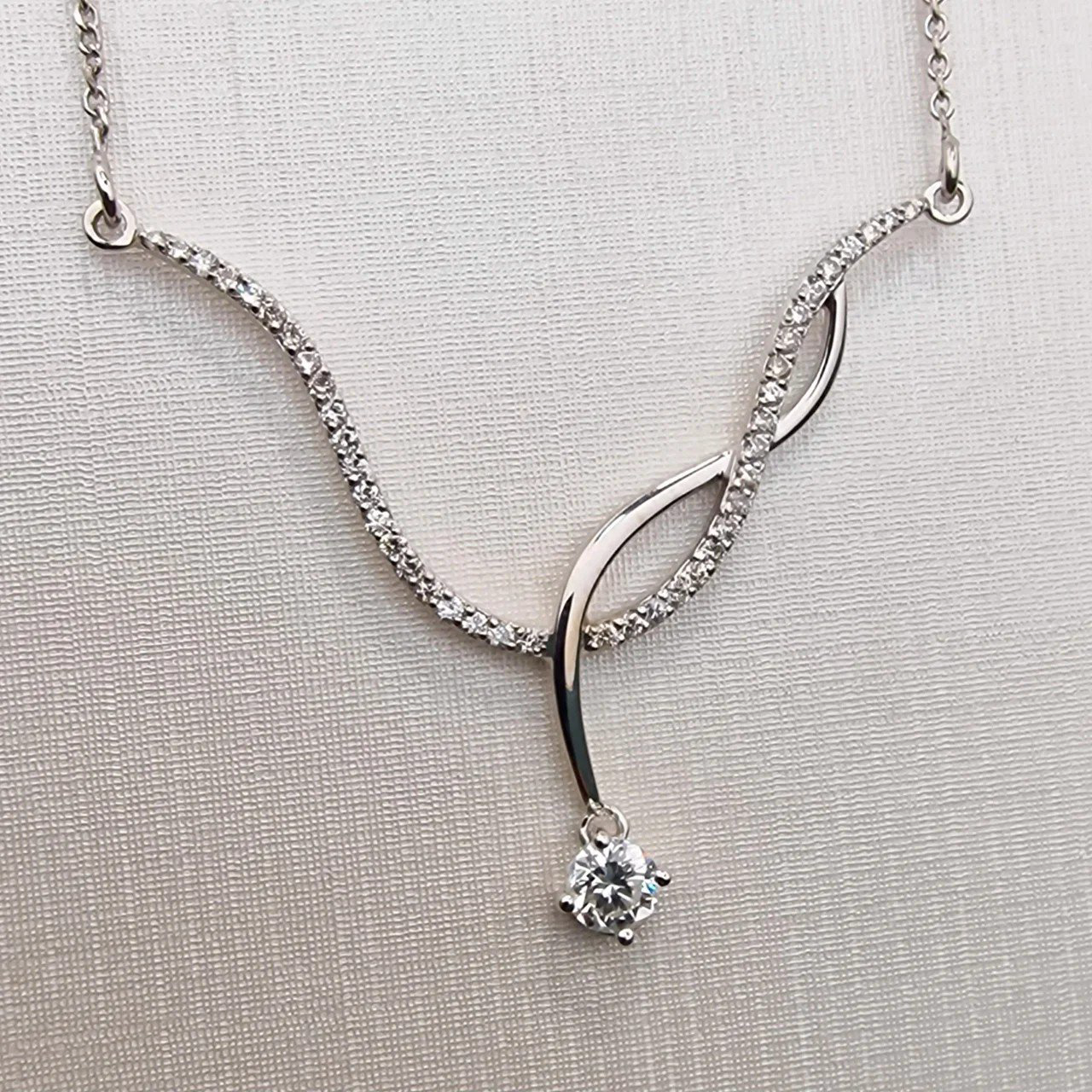 Колье Deimantas 106086050 45см 4,71гр 0,698ct. купить,NaN