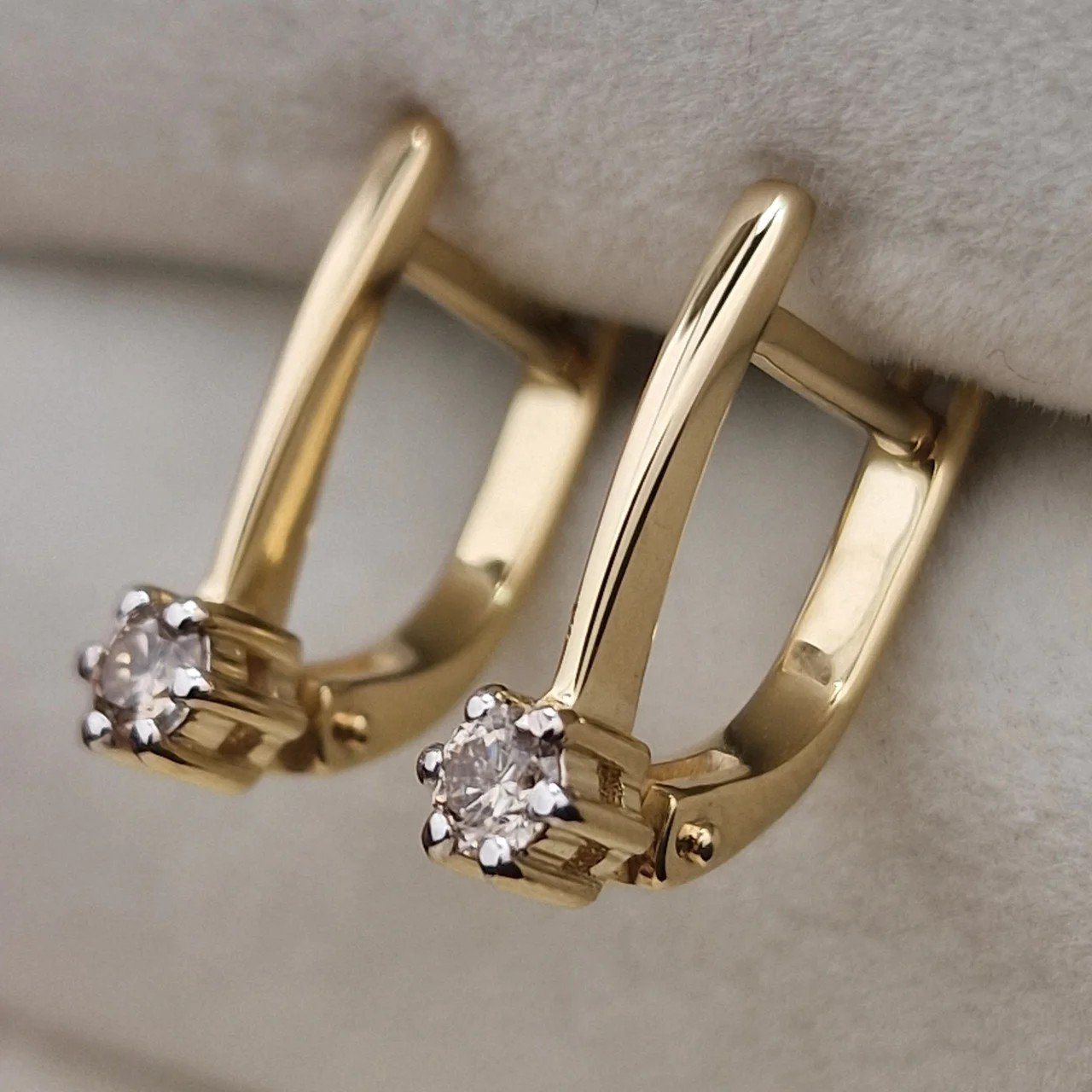 Серьги Deimantas 106082421 2,52гр 0,24ct. купить,NaN