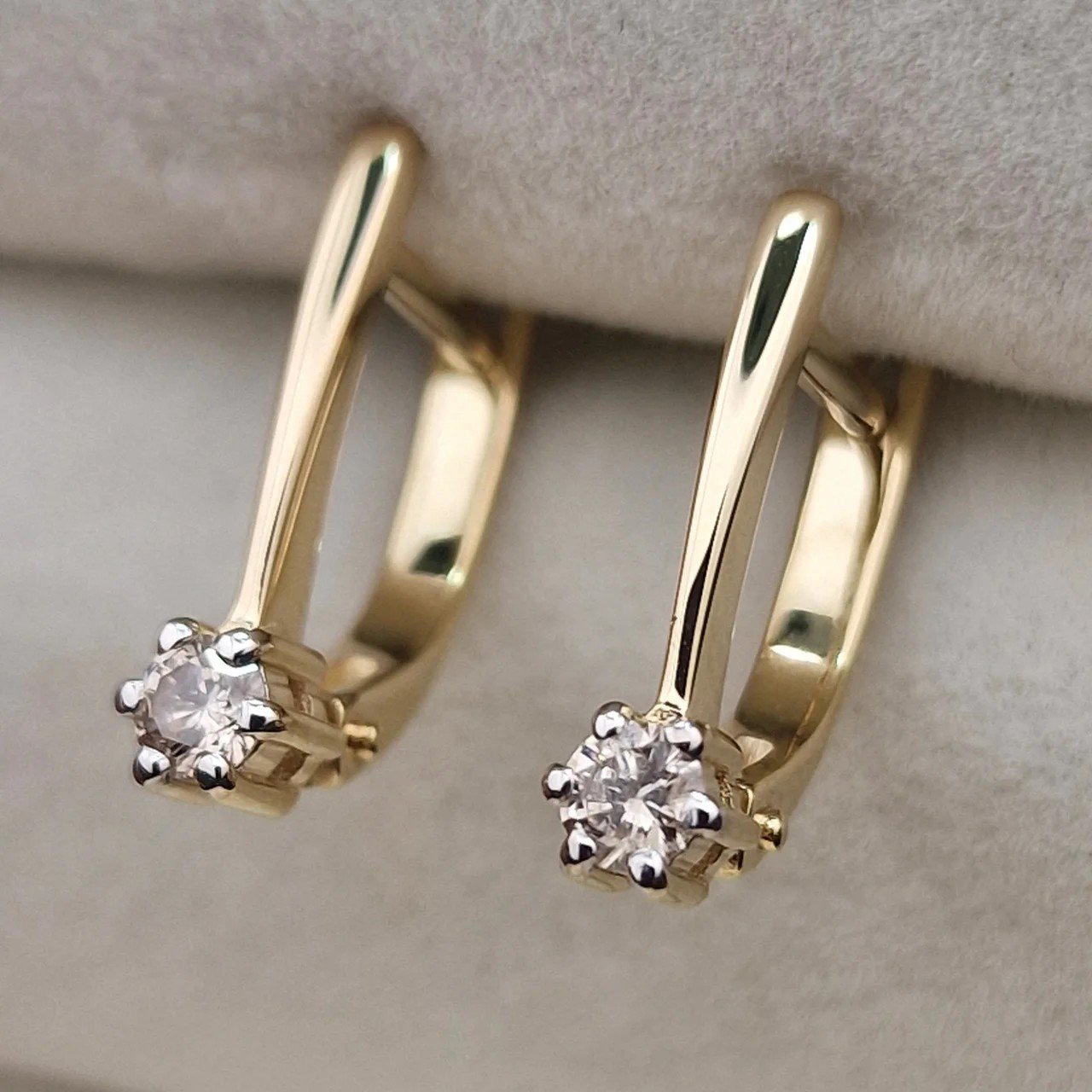 Серьги Deimantas 106082421 2,52гр 0,24ct. купить,NaN