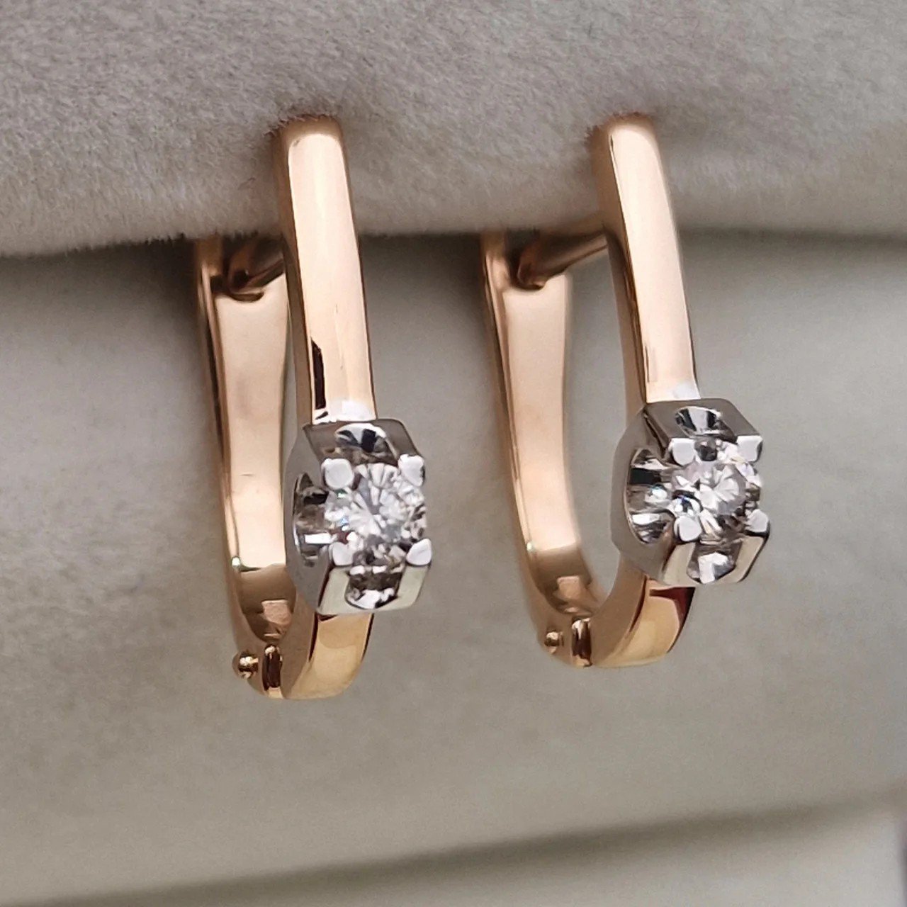 Серьги Deimantas 106081853 2,79гр 0,16ct. купить,NaN