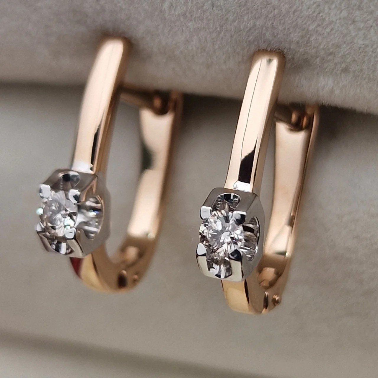 Серьги Deimantas 106081853 2,79гр 0,16ct. купить,NaN